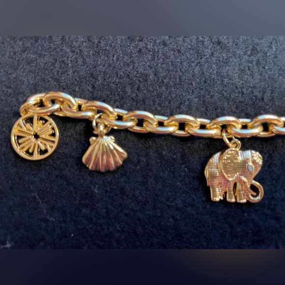 Lilly Pulitzer Gold-colored charm bracelet - Picture 3 of 9